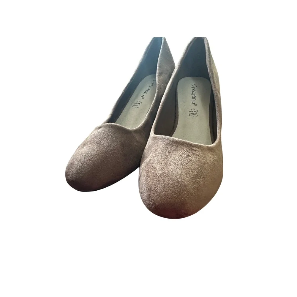 Greaton u Wedge Pumps Womens 10 Taupe Brown Suede‎ Round Toe Heels Excellent